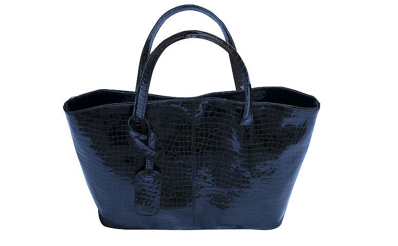 New campaign for Sisters Code Atelier bags