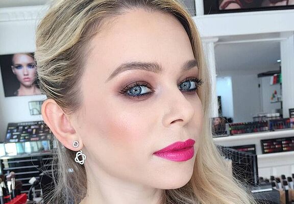Maria Tothova - Makeup artist