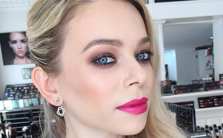 Maria Tothova - Makeup artist