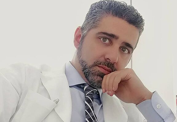 Dr Konstantinos Bourelakis - doktor estetske medicine