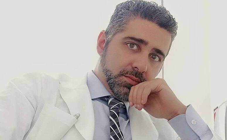Dr Konstantinos Bourelakis - doktor estetske medicine
