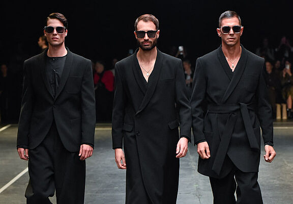 Armani Tribute na Beogradskom Fashion Week-u: Elegancija, minimalizam i modna disciplina na najvišem nivou